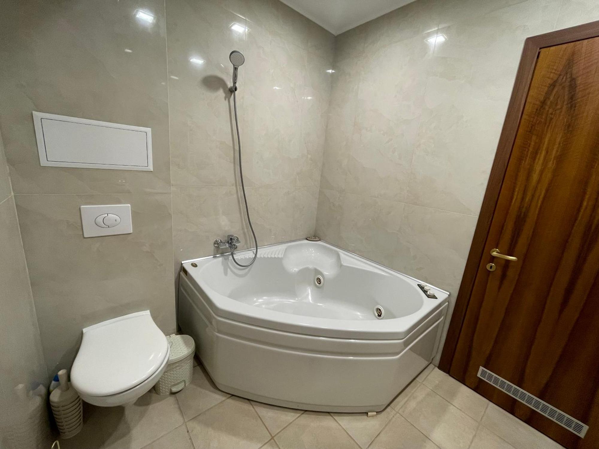Apartment Newly Furnished Avi Jacuzzi For A Family With Kids Varna